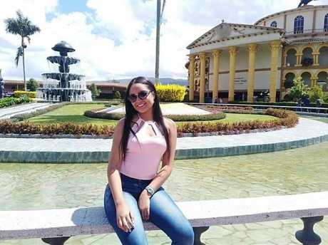 Foto desnuda filtrada de OnlyFans de Adrianna Acua