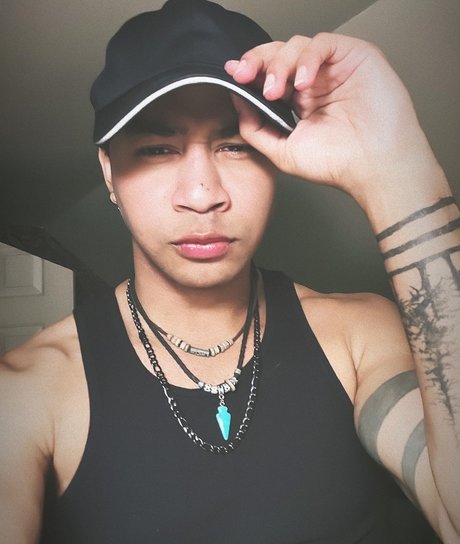 Adonisalexander