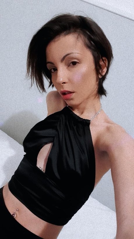 Foto desnuda filtrada de OnlyFans de Be My Daddy