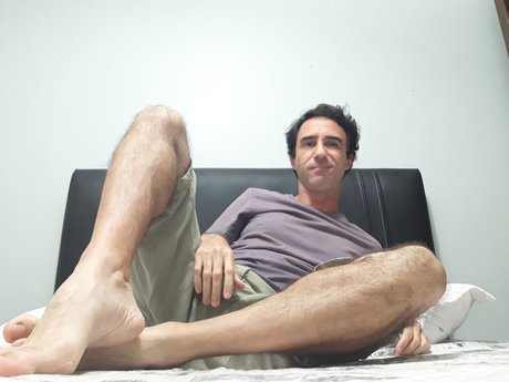 Foto desnuda filtrada de OnlyFans de Only Big Calves  