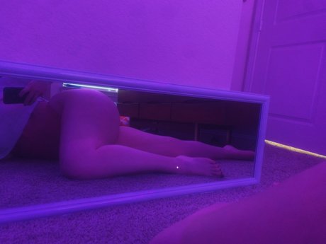 Foto desnuda filtrada de OnlyFans de  Simone 