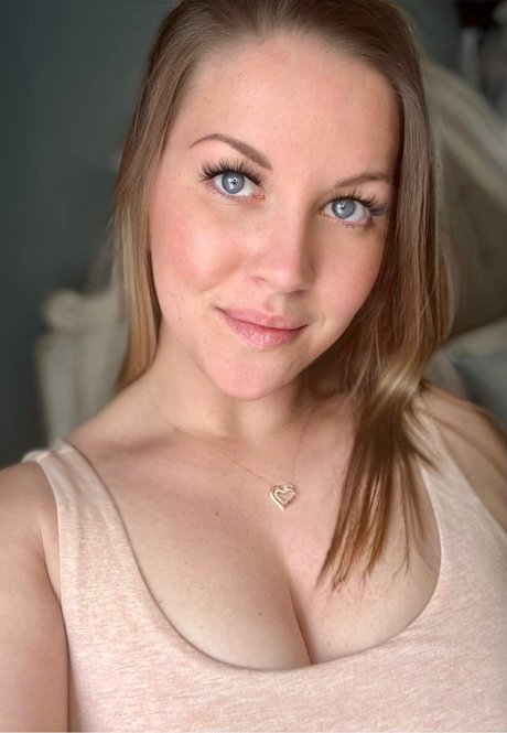 Your Creamy Girl 