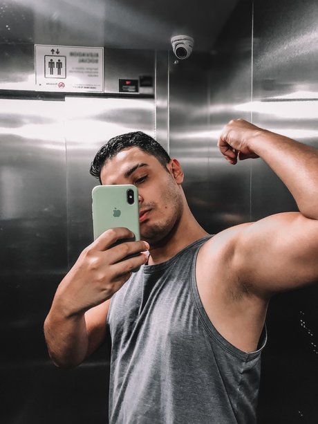Foto desnuda filtrada de OnlyFans de Maykon Lopes