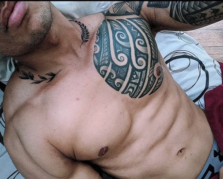 Foto desnuda filtrada de OnlyFans de Gamal