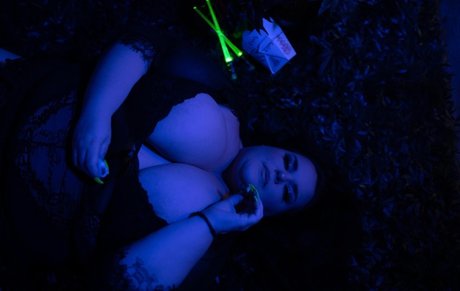 Foto desnuda filtrada de OnlyFans de Salem