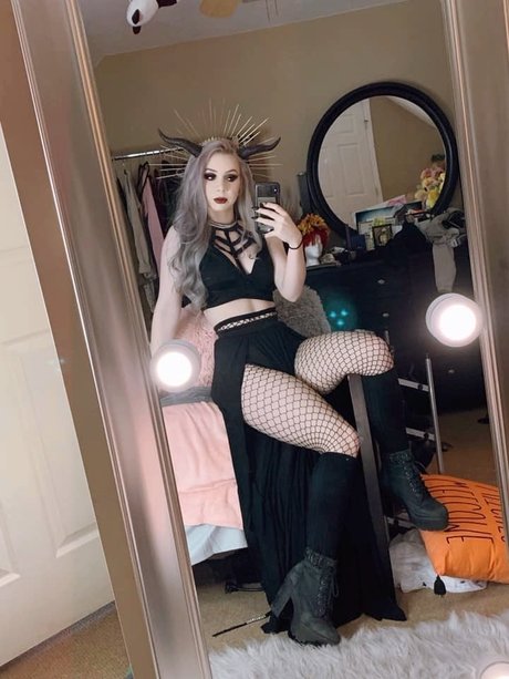 Foto desnuda filtrada de OnlyFans de Alice Nicole