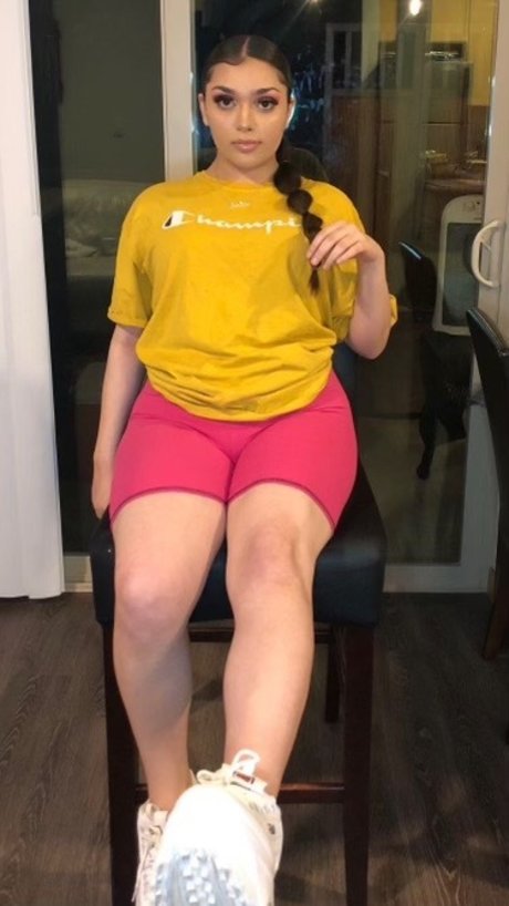 Foto desnuda filtrada de OnlyFans de Abby Luvvloaf