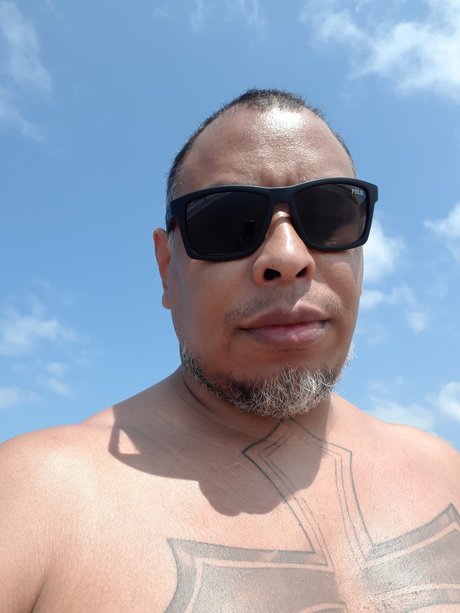 Foto desnuda filtrada de OnlyFans de Aj Silva