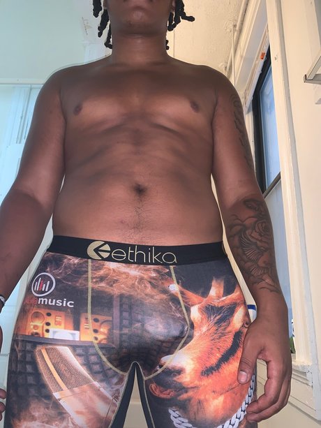 Foto desnuda filtrada de OnlyFans de Babyfaceace