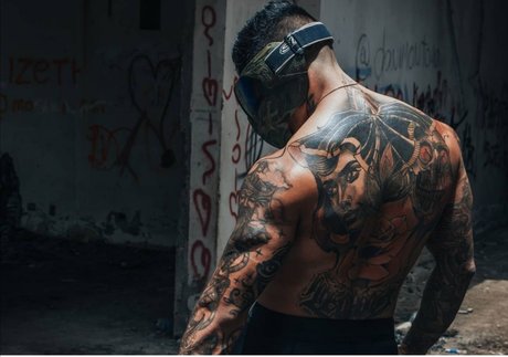 Foto desnuda filtrada de OnlyFans de Adan Reilly