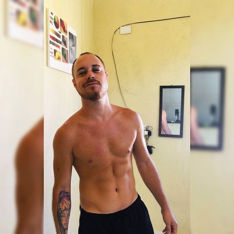 Felipe Xavier F Donato