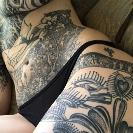 Foto desnuda filtrada de OnlyFans de Olive Pits