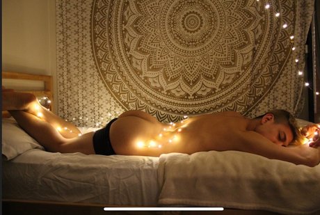 Foto desnuda filtrada de OnlyFans de Alejandro Wood