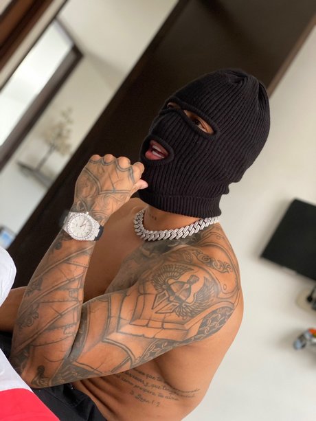 Foto desnuda filtrada de OnlyFans de Pacho The Coach