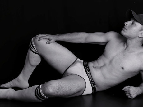 Foto desnuda filtrada de OnlyFans de Pablo Alvarez