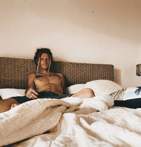 Foto desnuda filtrada de OnlyFans de Owen