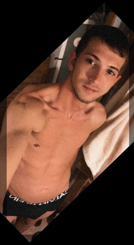 Foto desnuda filtrada de OnlyFans de Mcaddend