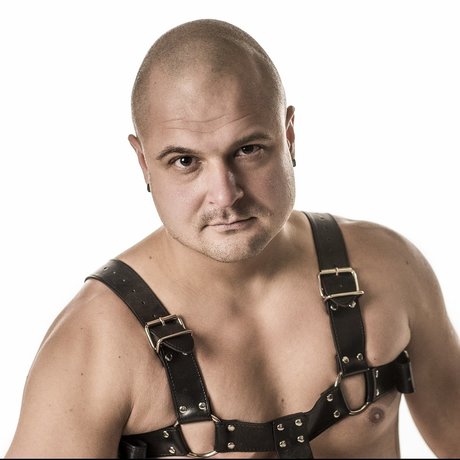 Foto desnuda filtrada de OnlyFans de Geno Oak