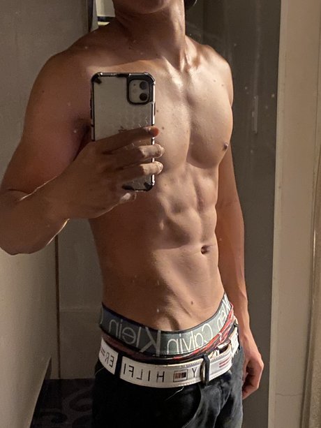 Foto desnuda filtrada de OnlyFans de Johann Orozco
