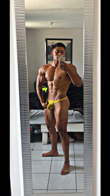 Foto desnuda filtrada de OnlyFans de Orlando