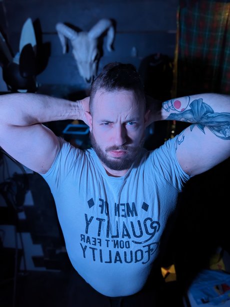 Foto desnuda filtrada de OnlyFans de Viking