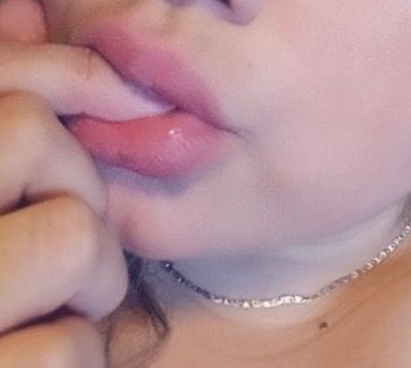 Foto desnuda filtrada de OnlyFans de Sweet Atrevida 