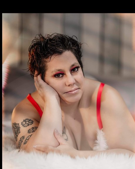 Foto desnuda filtrada de OnlyFans de Oregonsharedwifefree