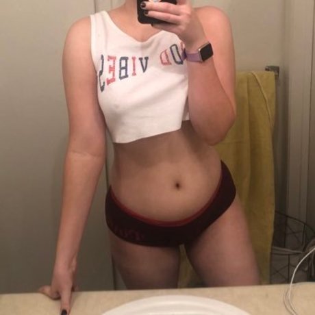 Foto desnuda filtrada de OnlyFans de Olivia Darling
