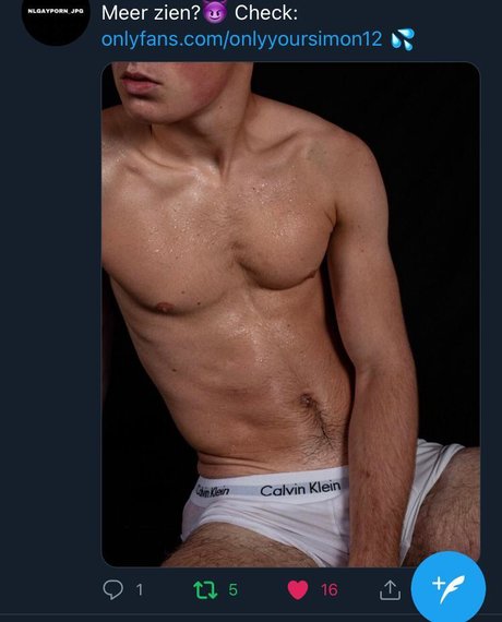 Foto desnuda filtrada de OnlyFans de Simon