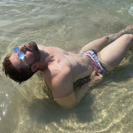 Foto desnuda filtrada de OnlyFans de Alan
