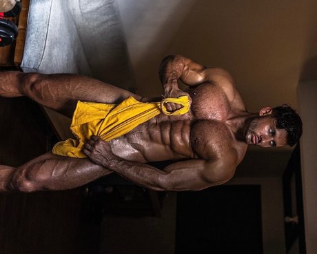 Foto desnuda filtrada de OnlyFans de Vlad Parker  Vip Content 01 Of  