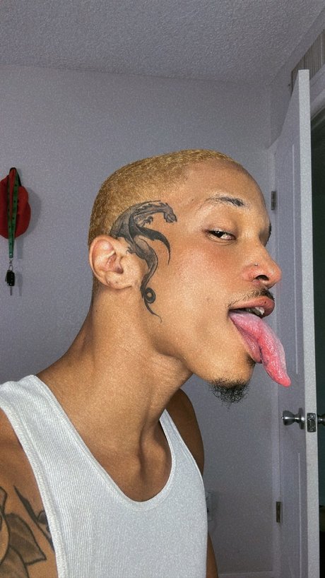 Foto desnuda filtrada de OnlyFans de Papi Nikel