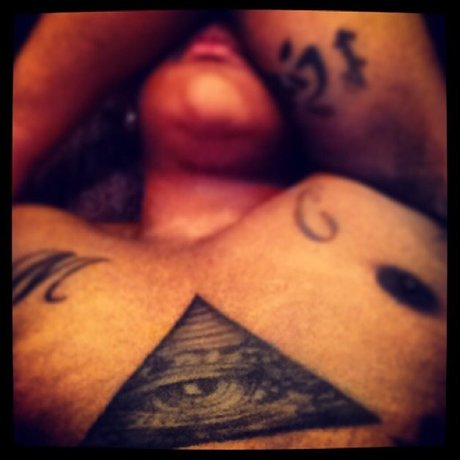 Foto desnuda filtrada de OnlyFans de Mr Sneaky Links