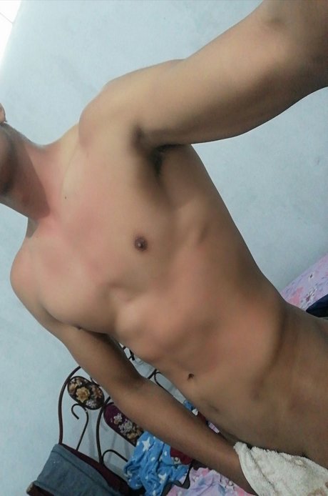 Foto desnuda filtrada de OnlyFans de Jasan