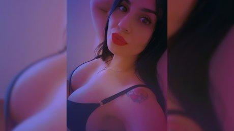 Foto desnuda filtrada de OnlyFans de Paoli2495