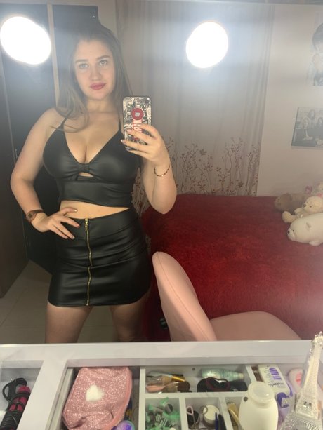 Foto desnuda filtrada de OnlyFans de Paola Aristizbal