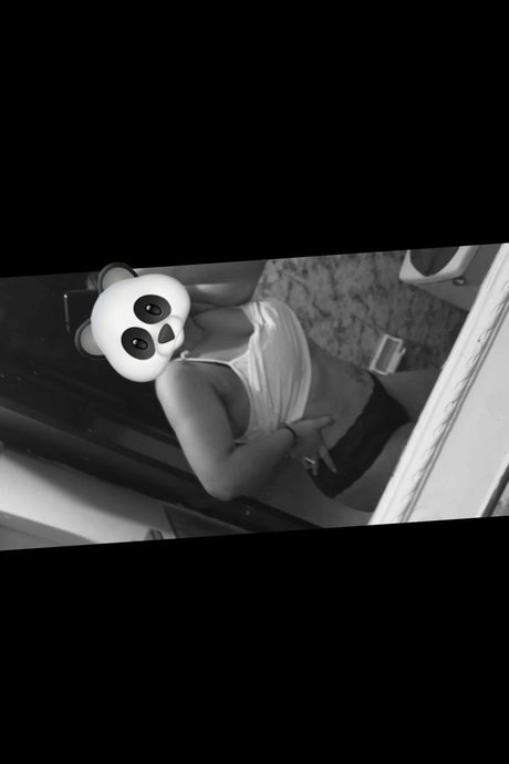 Foto desnuda filtrada de OnlyFans de Panda