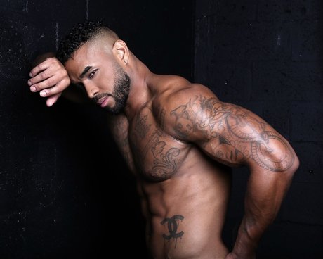 Foto desnuda filtrada de OnlyFans de Panda Daddy