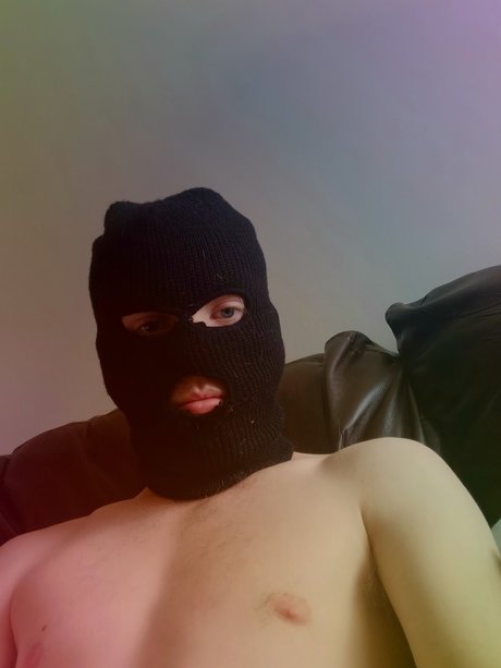 Foto desnuda filtrada de OnlyFans de Pale Daddy