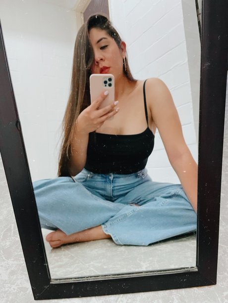 Foto desnuda filtrada de OnlyFans de Alejandra