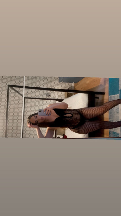 Foto desnuda filtrada de OnlyFans de Alba Brunette For Vip