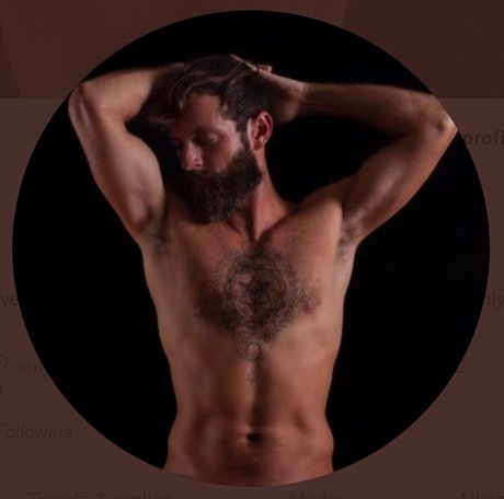 Foto desnuda filtrada de OnlyFans de Alpha Andre