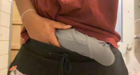 Foto desnuda filtrada de OnlyFans de Perrys Wrld 