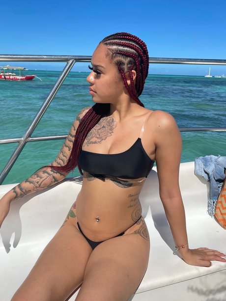 Foto desnuda filtrada de OnlyFans de Penny 