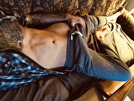Foto desnuda filtrada de OnlyFans de Penis Portraits