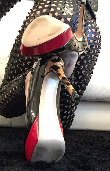 Foto desnuda filtrada de OnlyFans de Goddess Penelope Trans Domina