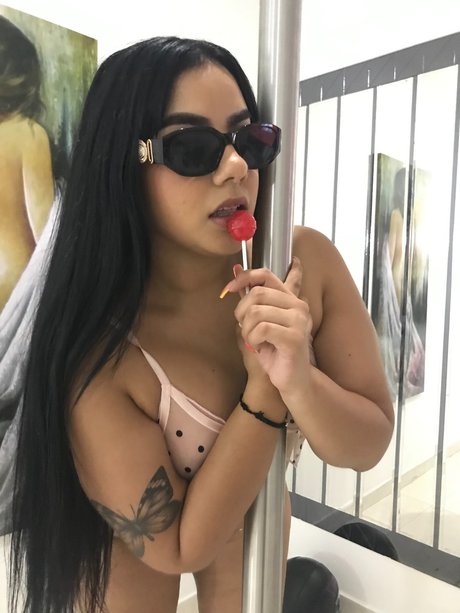 Foto desnuda filtrada de OnlyFans de Penelope69