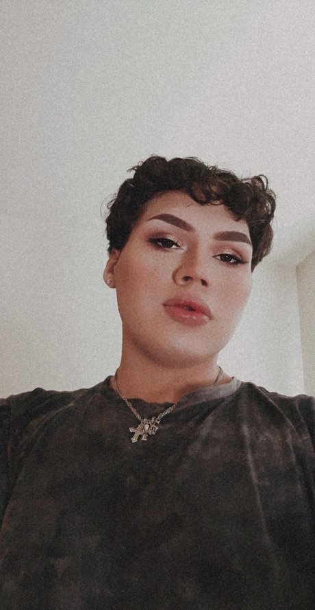 Foto desnuda filtrada de OnlyFans de Abraham Pena