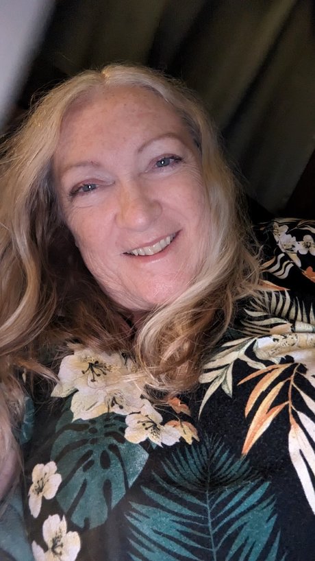 Foto desnuda filtrada de OnlyFans de Peggy Mature Profile Updated 12123