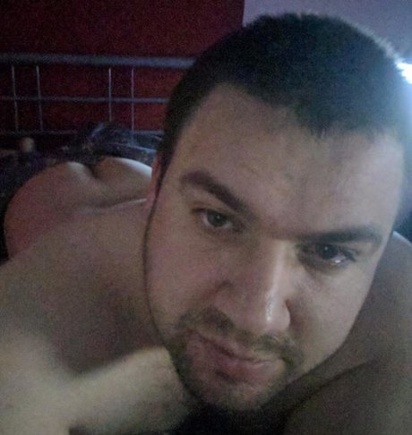 Foto desnuda filtrada de OnlyFans de Peetahuk